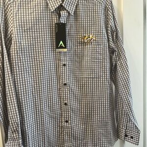 Antigua Nashville Predators NWT Gray and White Checkered Button Down Shirt